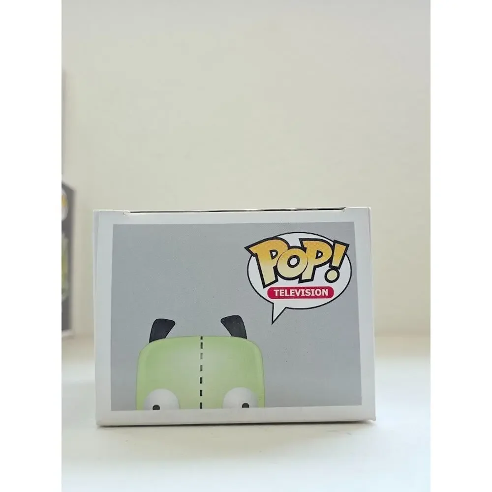 Funko Pop! Vinyl: Nickelodeon - GIR (Cupcake) - Hot Topic (Exclusive) #277 - Picture 4 of 7